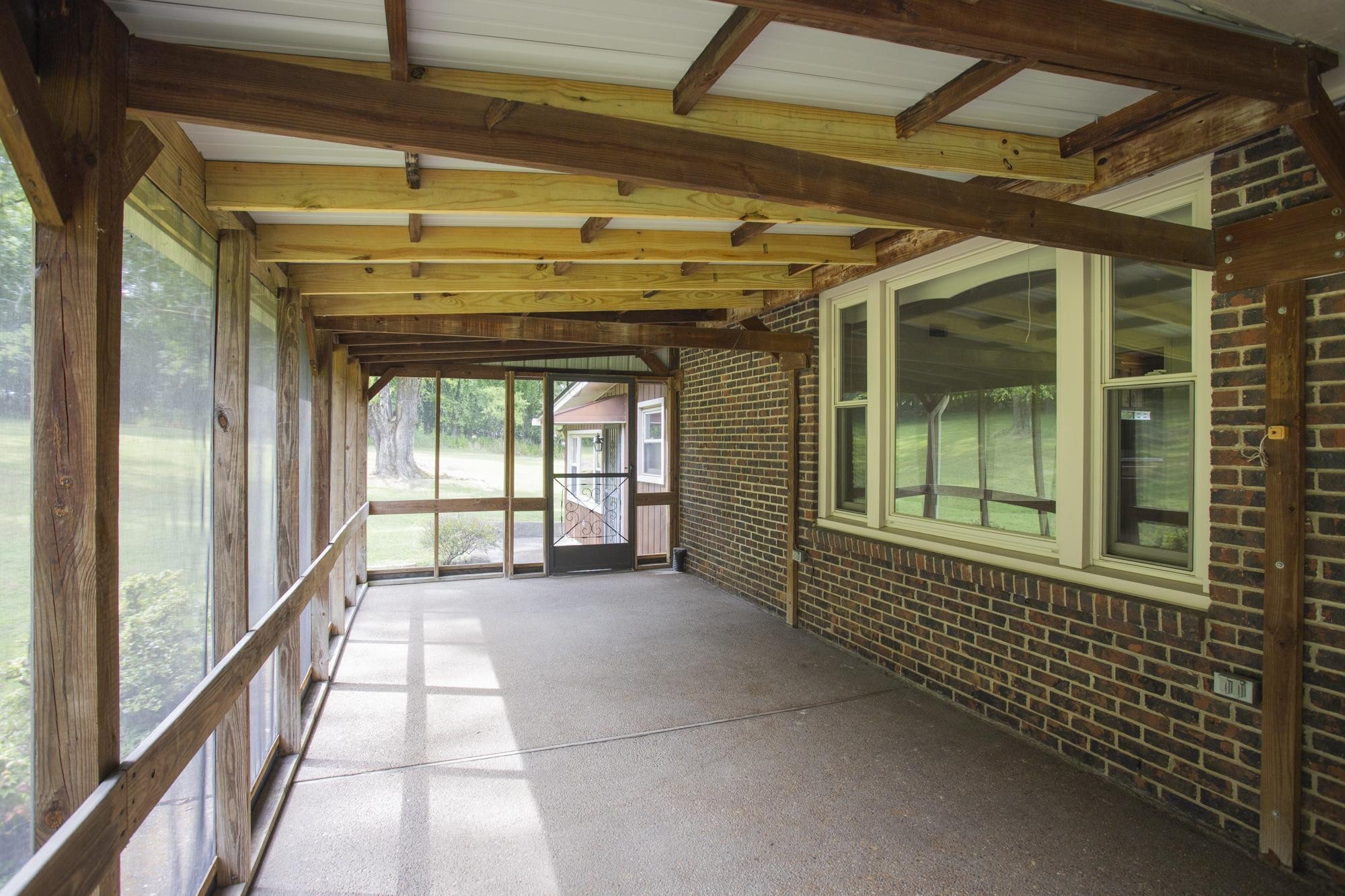 118 Bay Dr