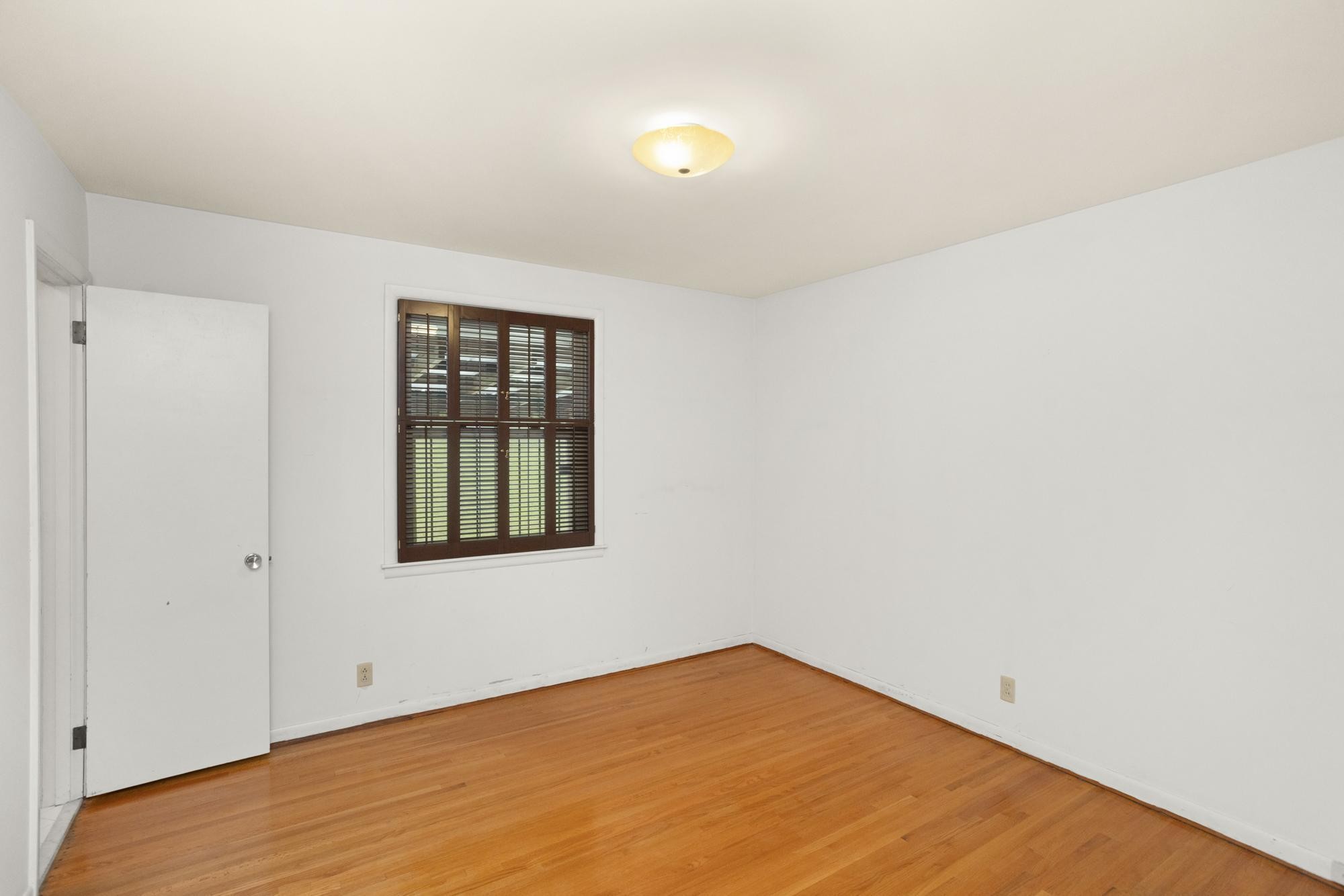 118 Bay Dr