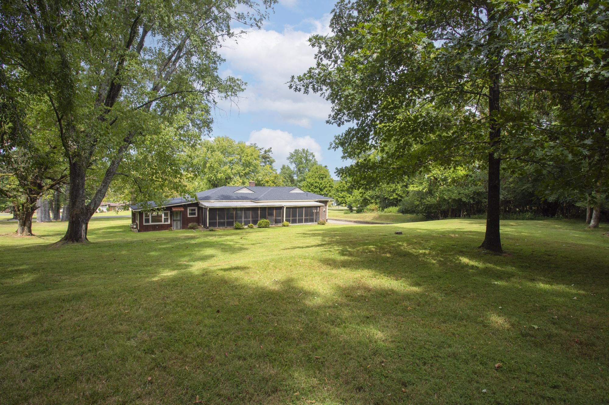 118 Bay Dr