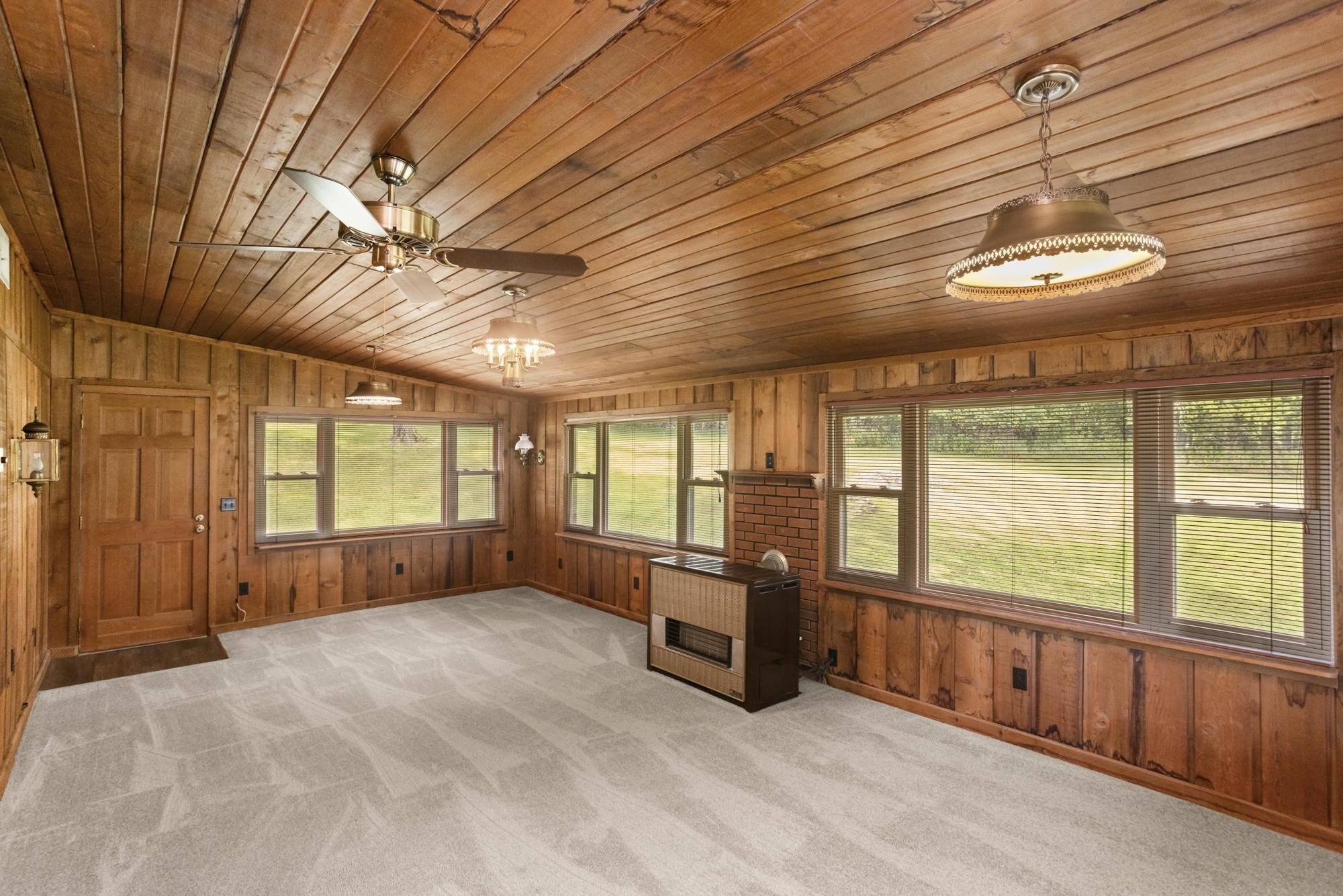 118 Bay Dr