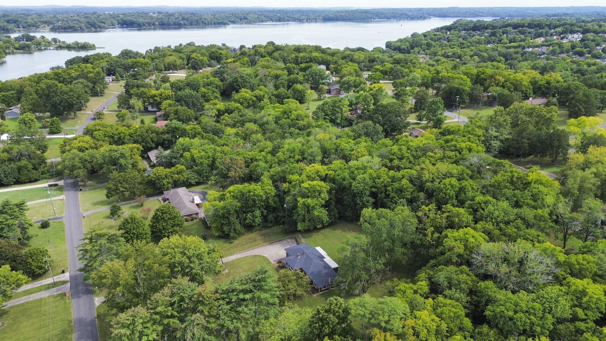 118 Bay Dr
