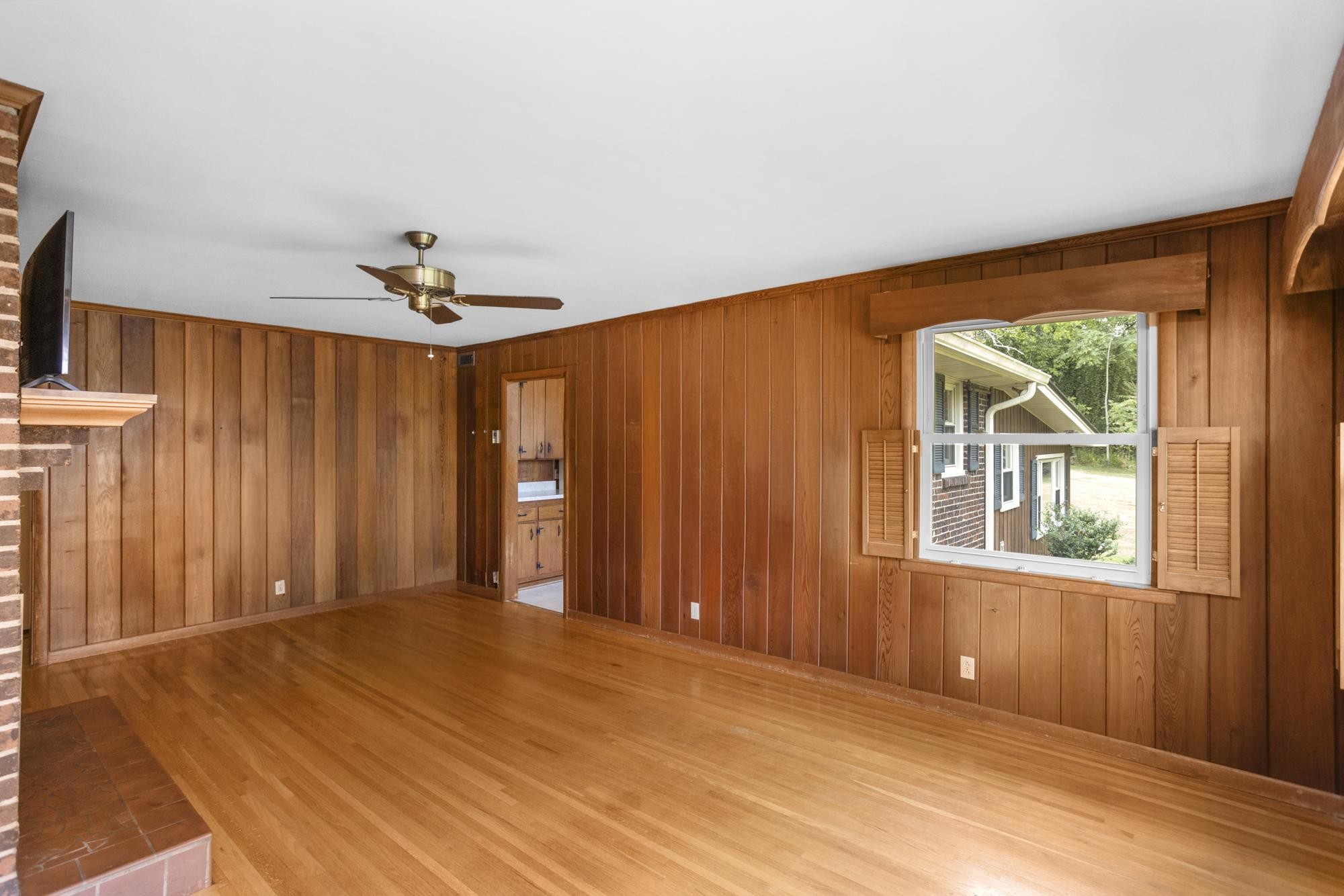 118 Bay Dr