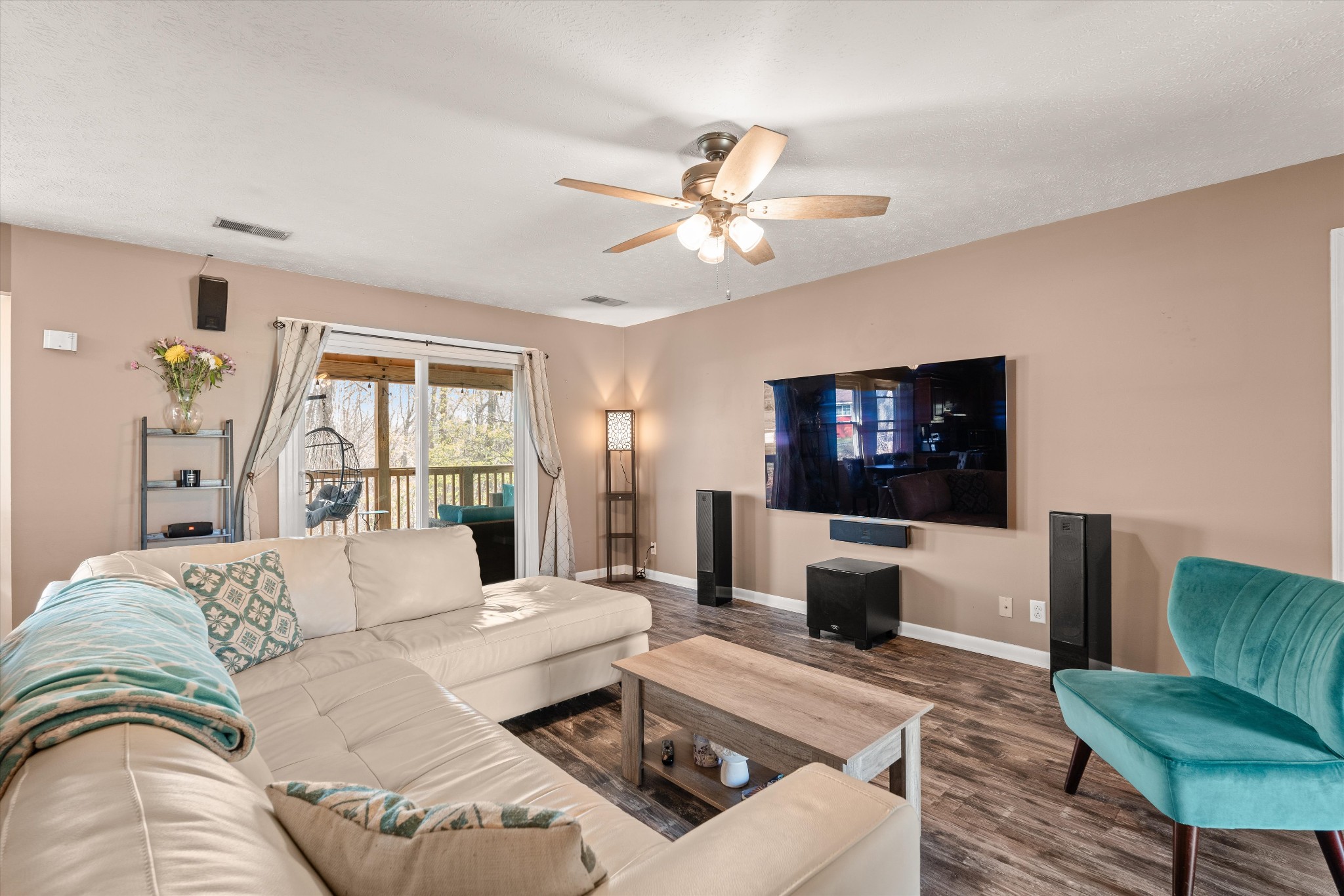 517 Skyview Dr