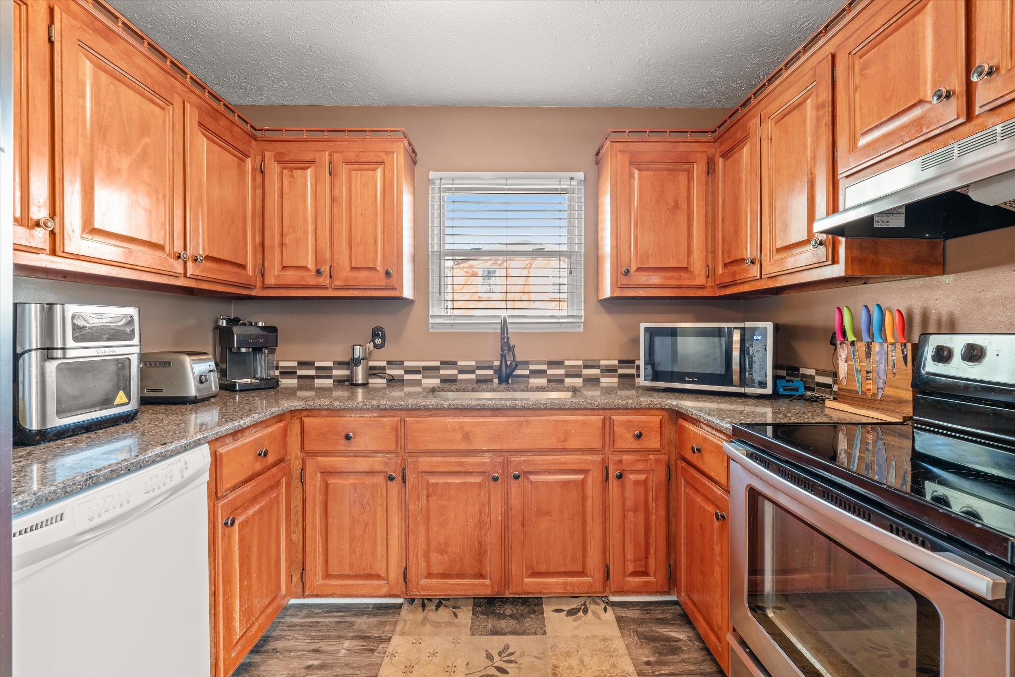 517 Skyview Dr