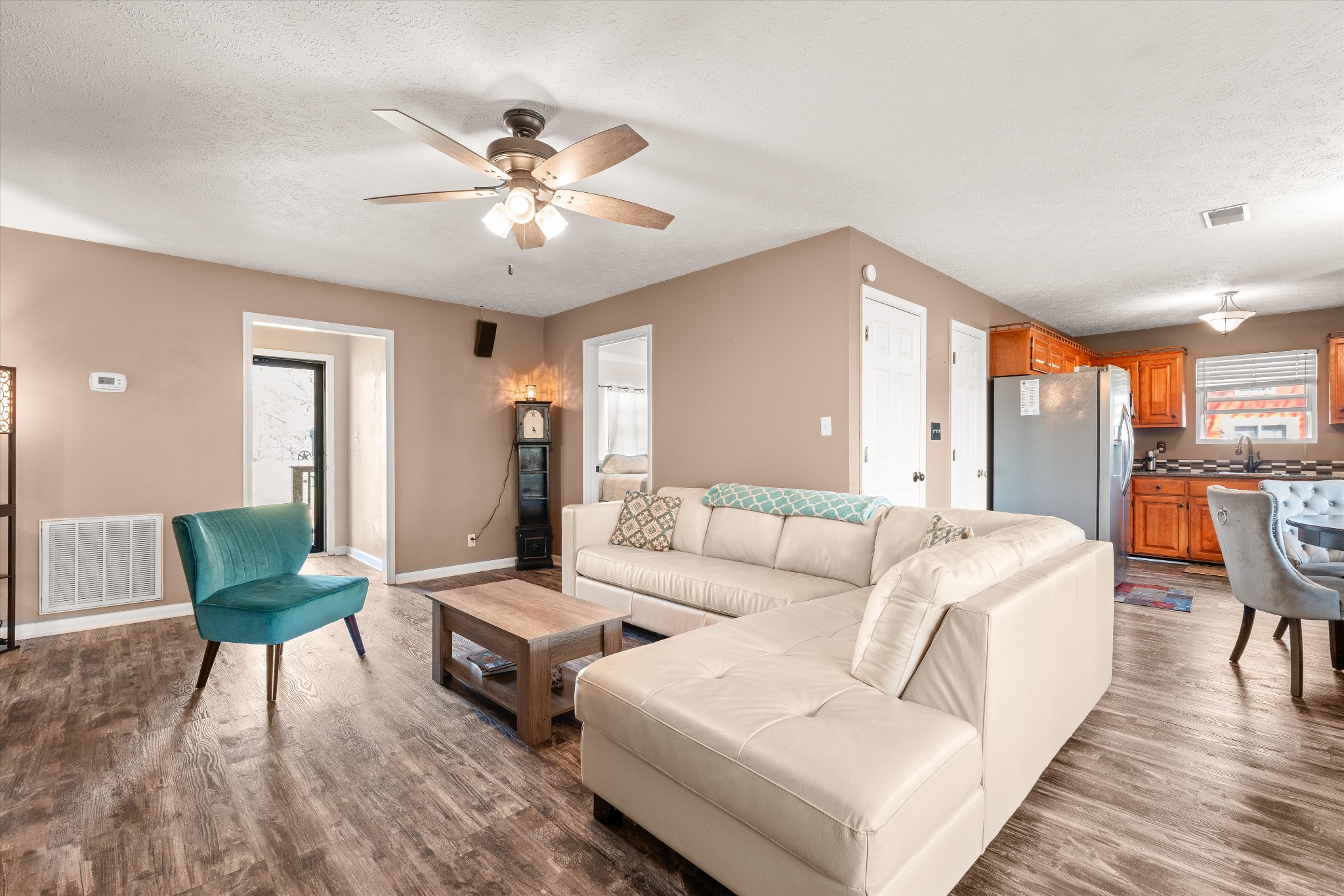 517 Skyview Dr
