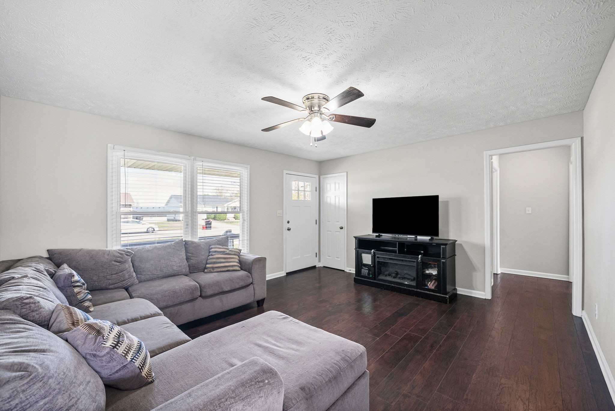 1066 Bobcat Dr