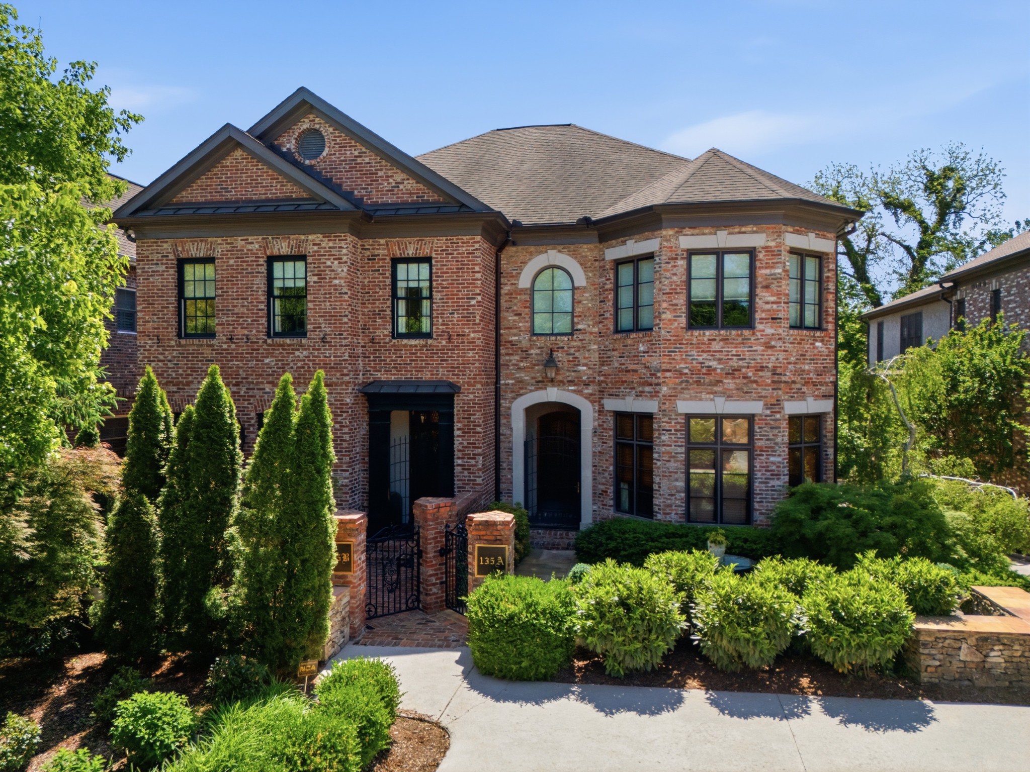 135B Woodmont Blvd