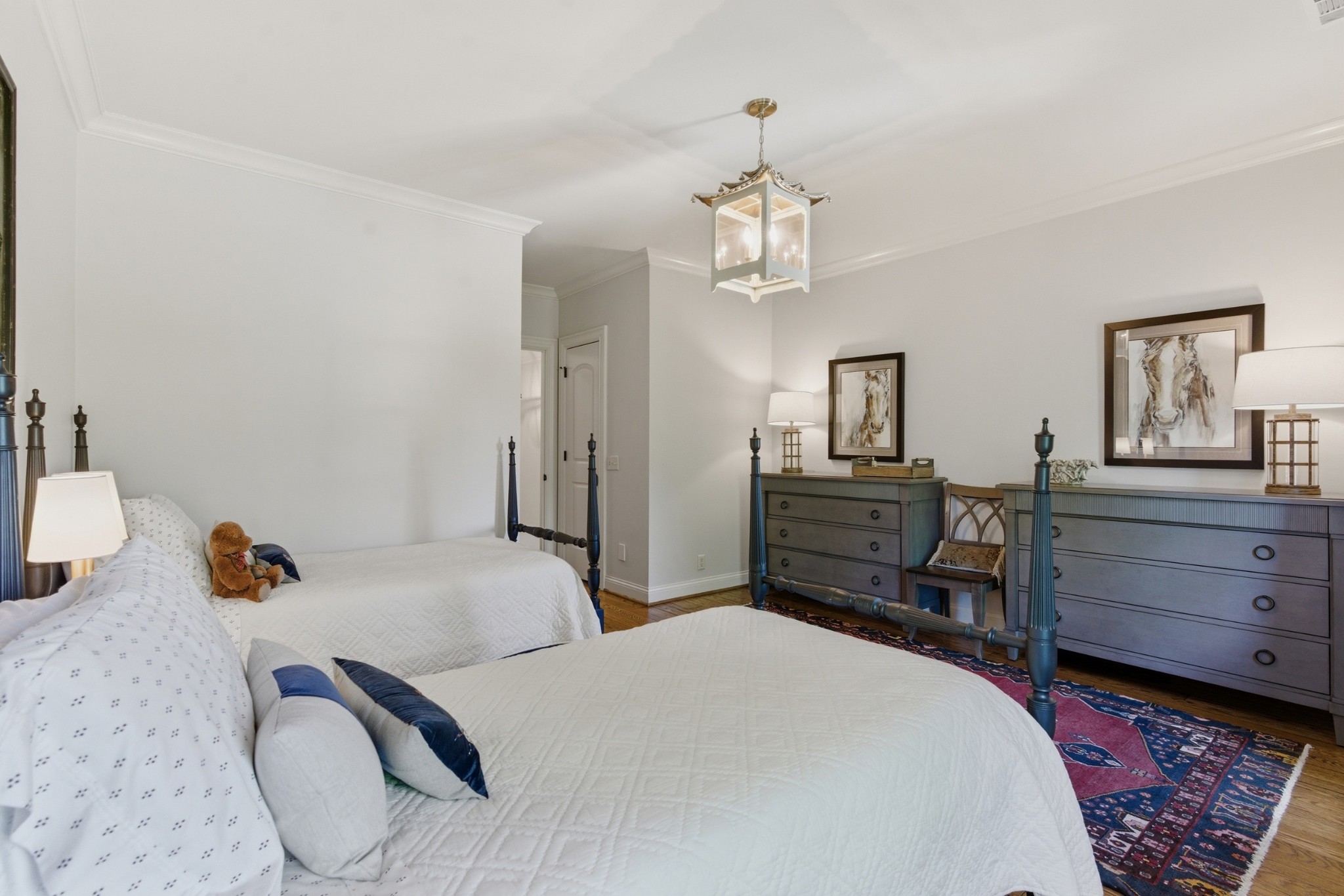 135B Woodmont Blvd