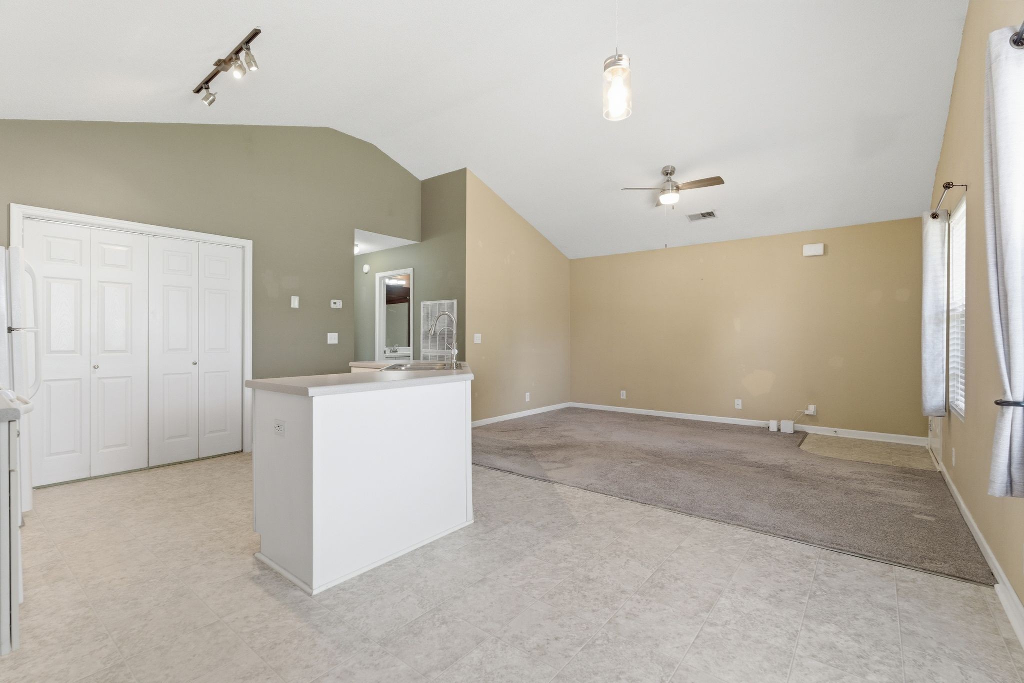 5095 Cornelius Dr