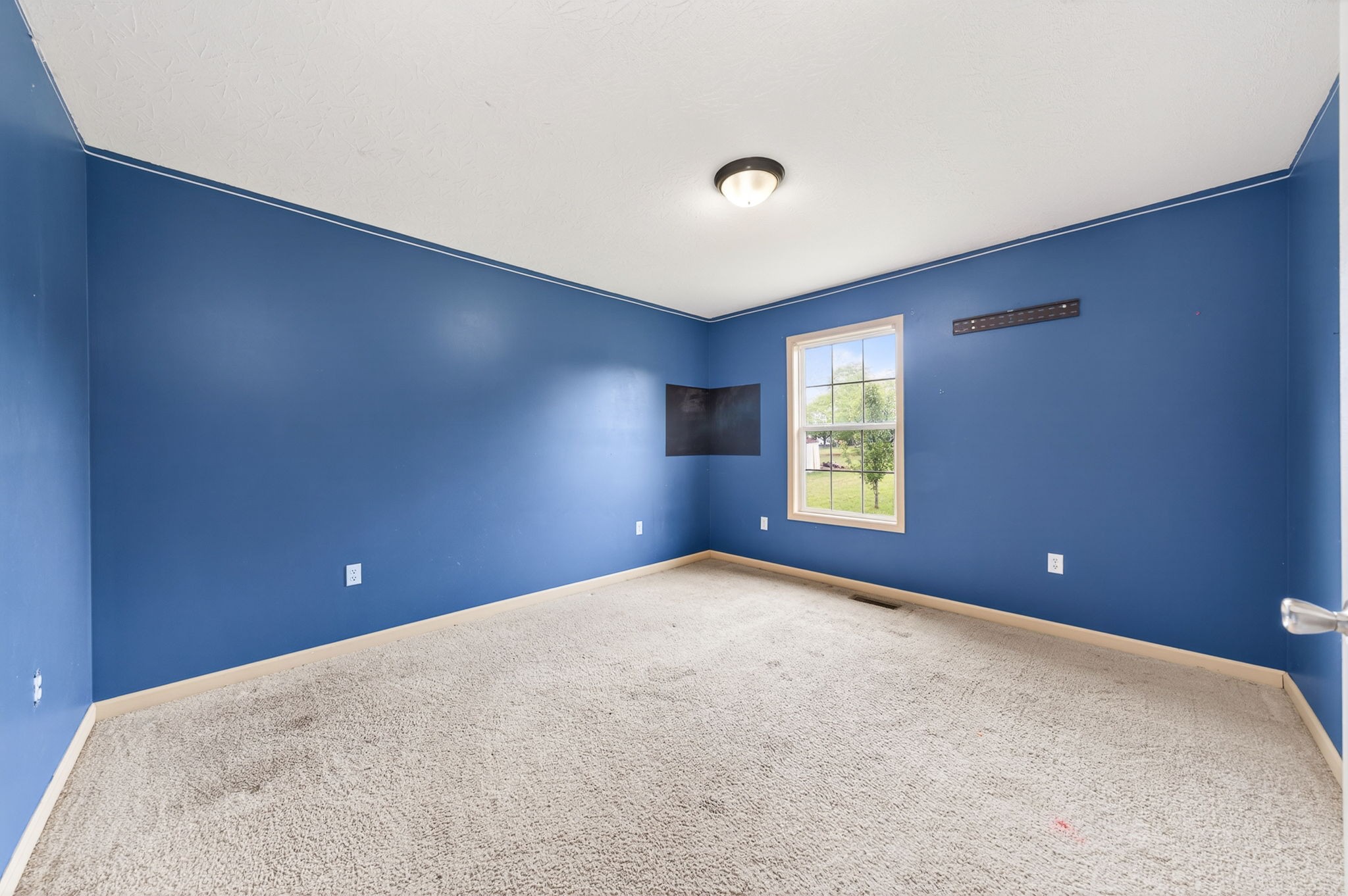 130 Dodson Ln