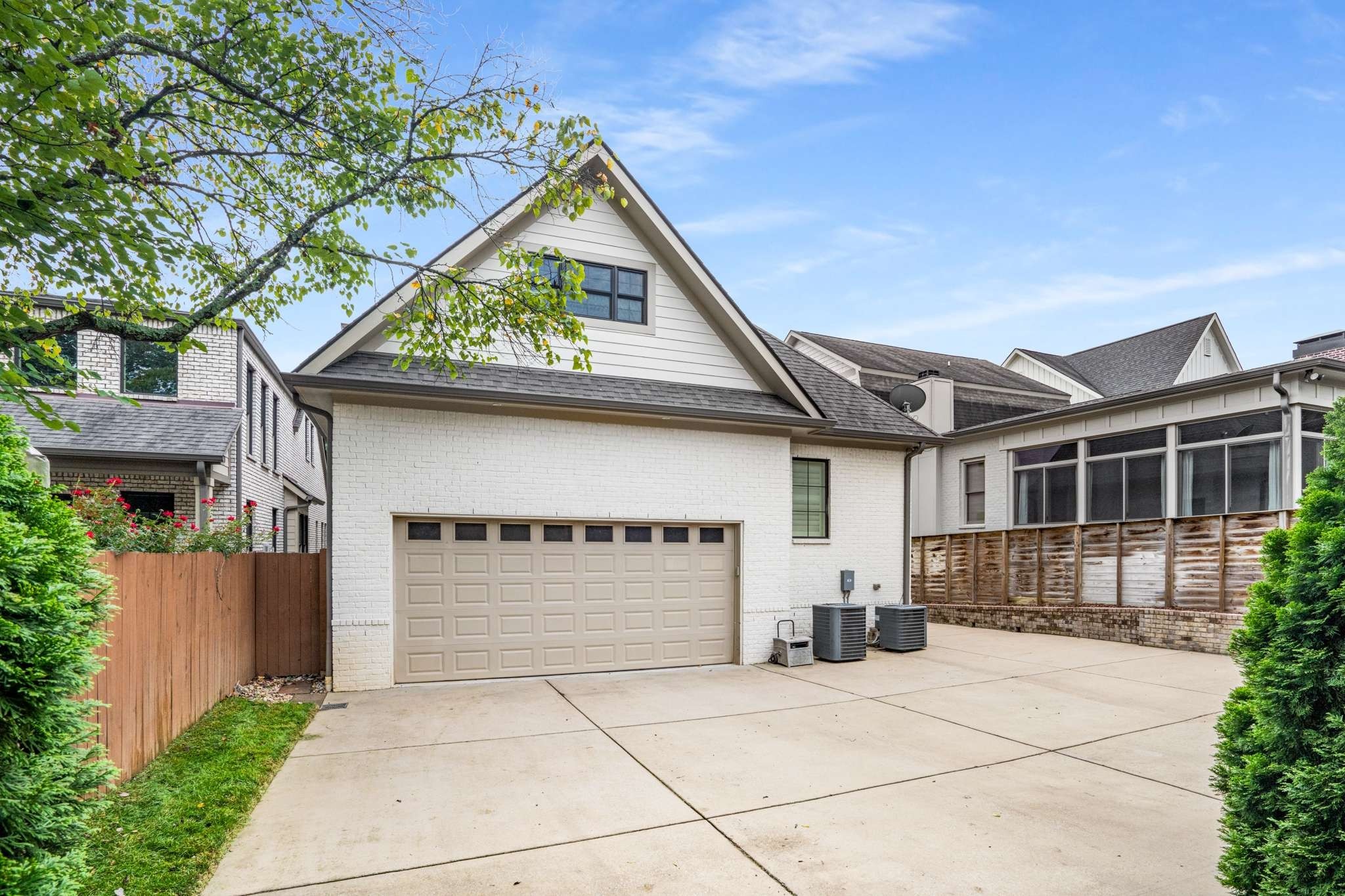 1110B Biltmore Dr