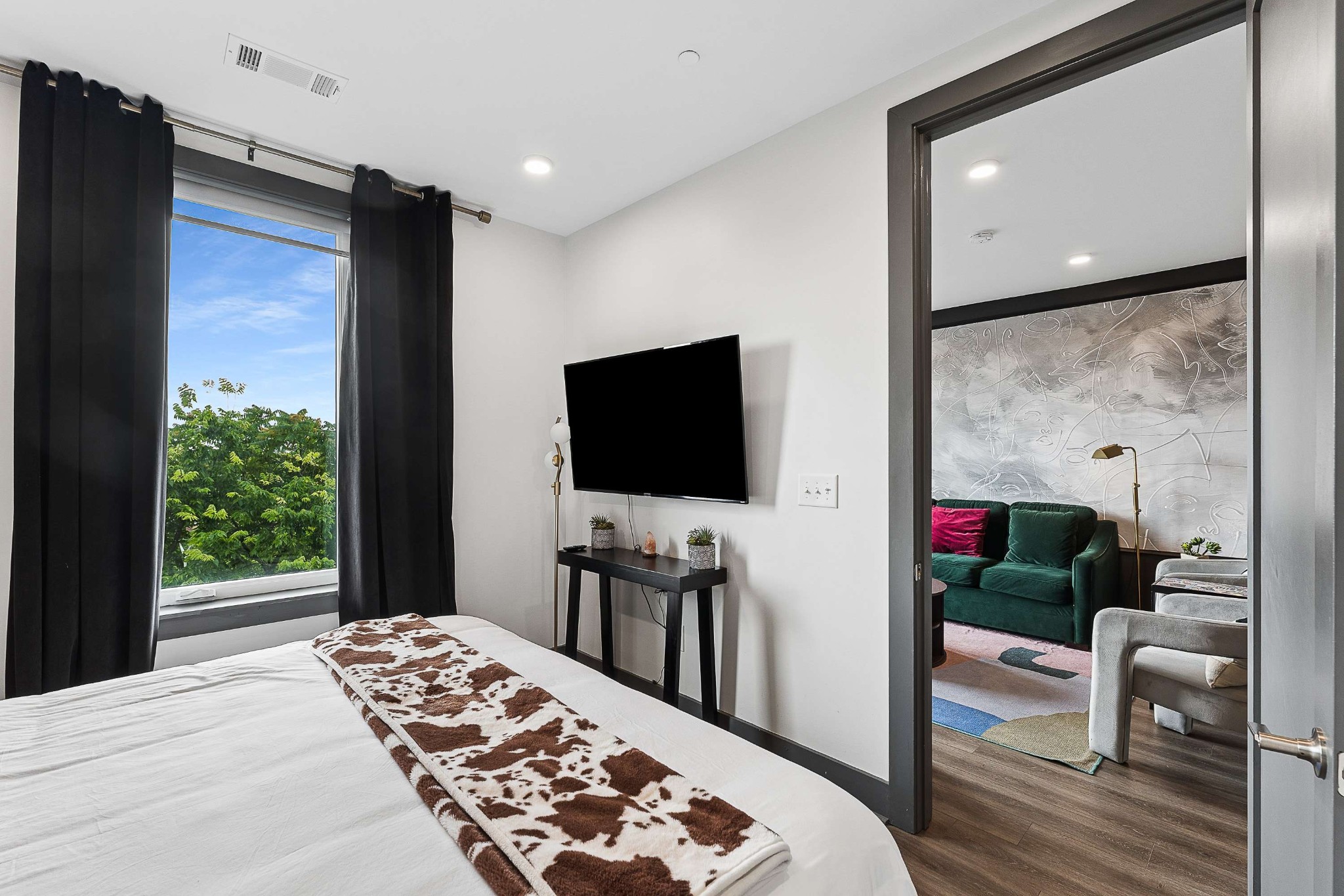 65 Lindsley Ave Unit: 410