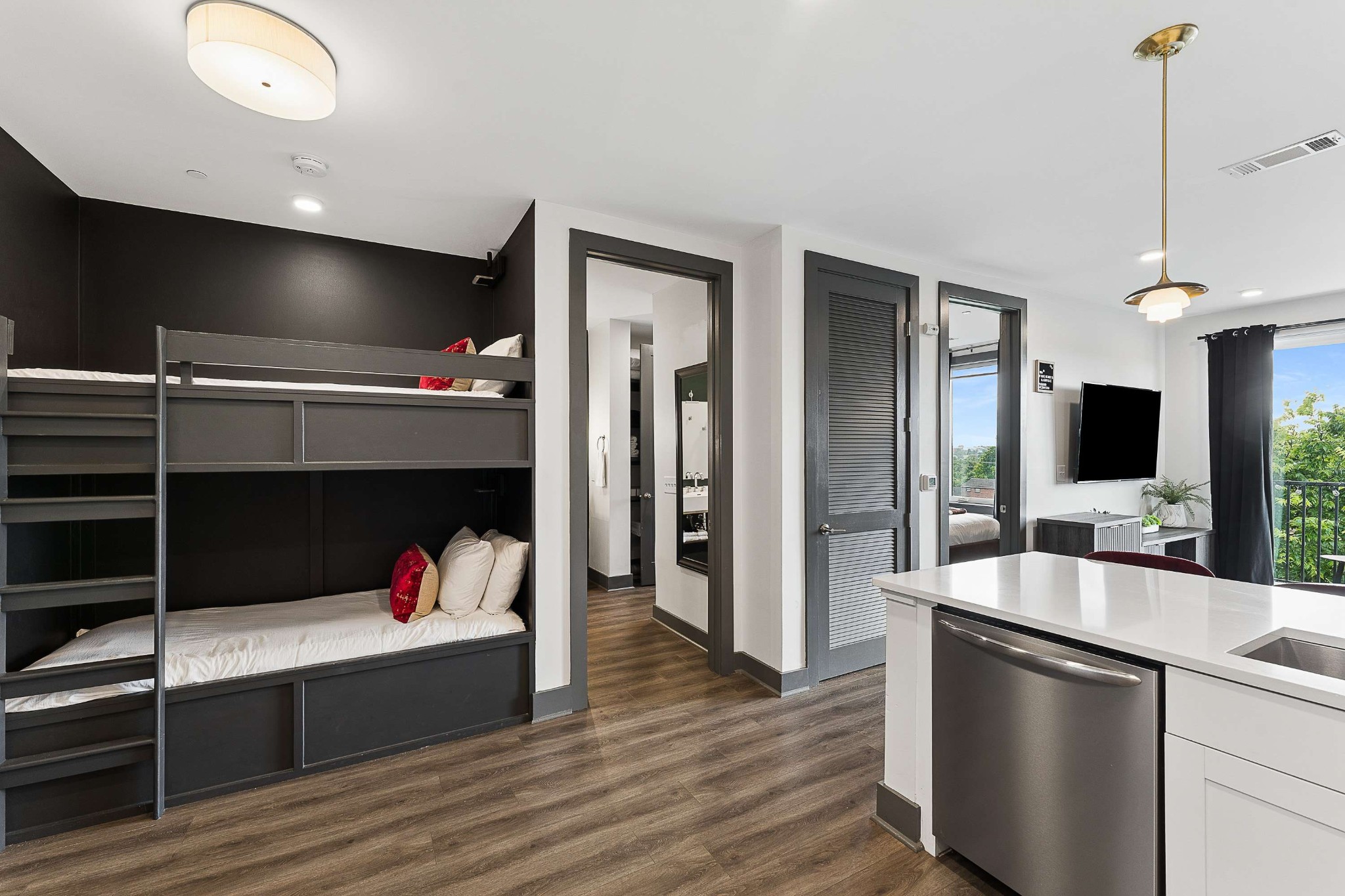 65 Lindsley Ave Unit: 410