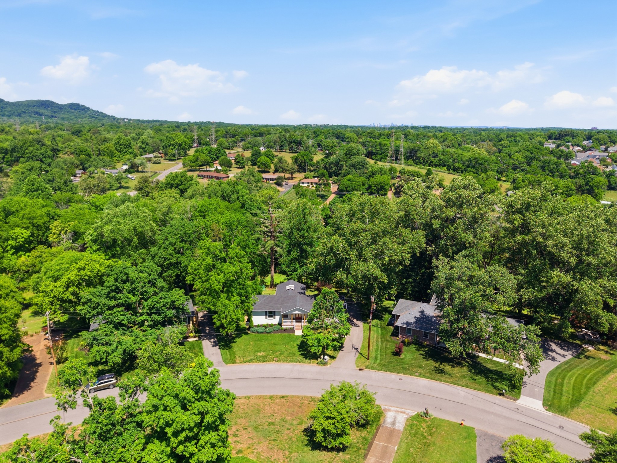 5433 Hill Road Cir