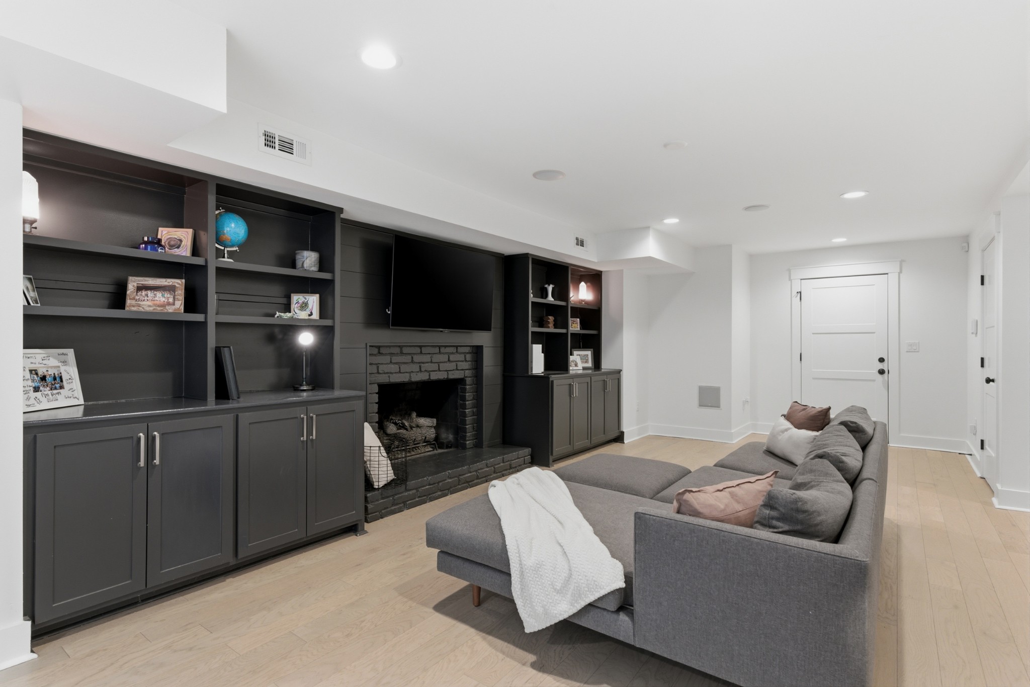 5433 Hill Road Cir