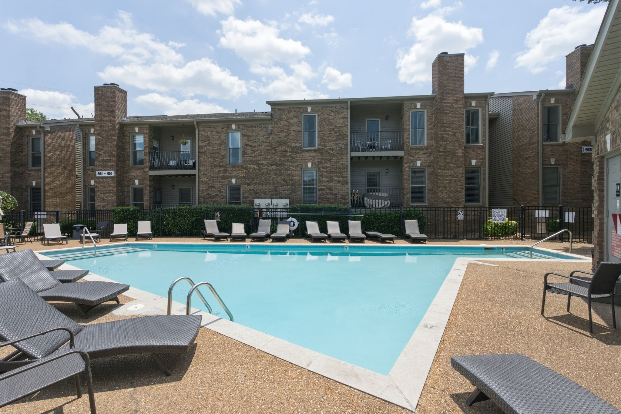 401 Sloan Rd