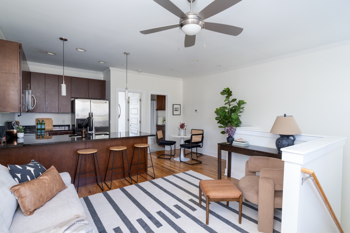 600 Garfield St Unit: 16