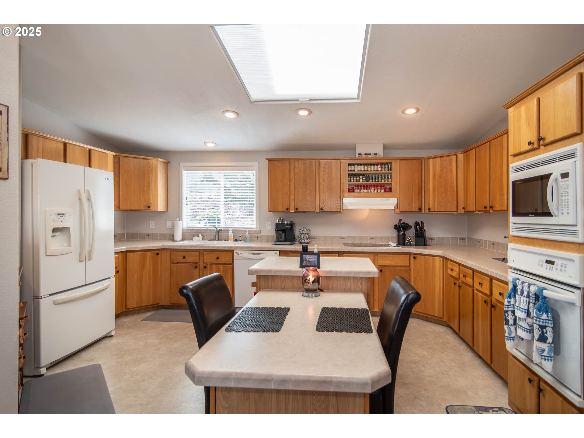110 MORNING CREST CT