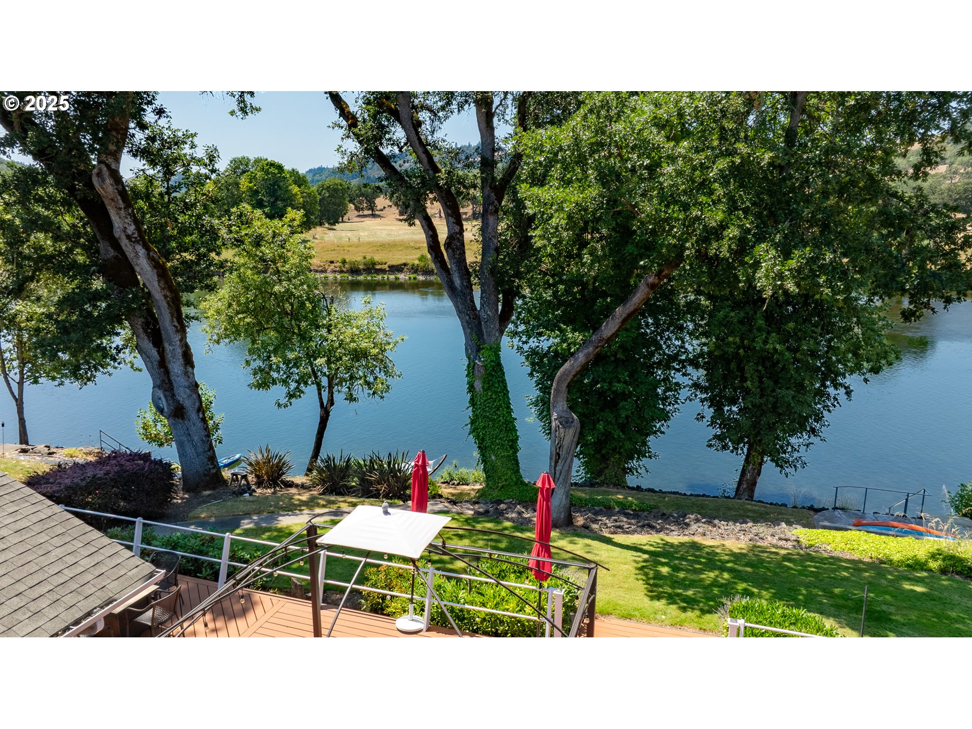 1036 ECHO DR