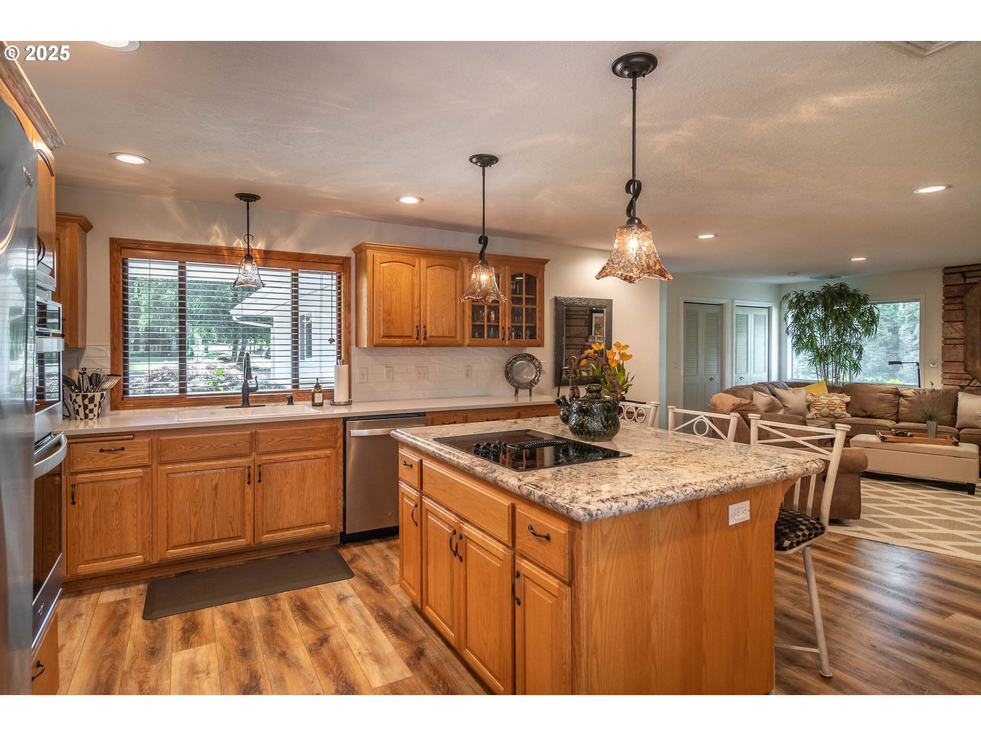 1036 ECHO DR