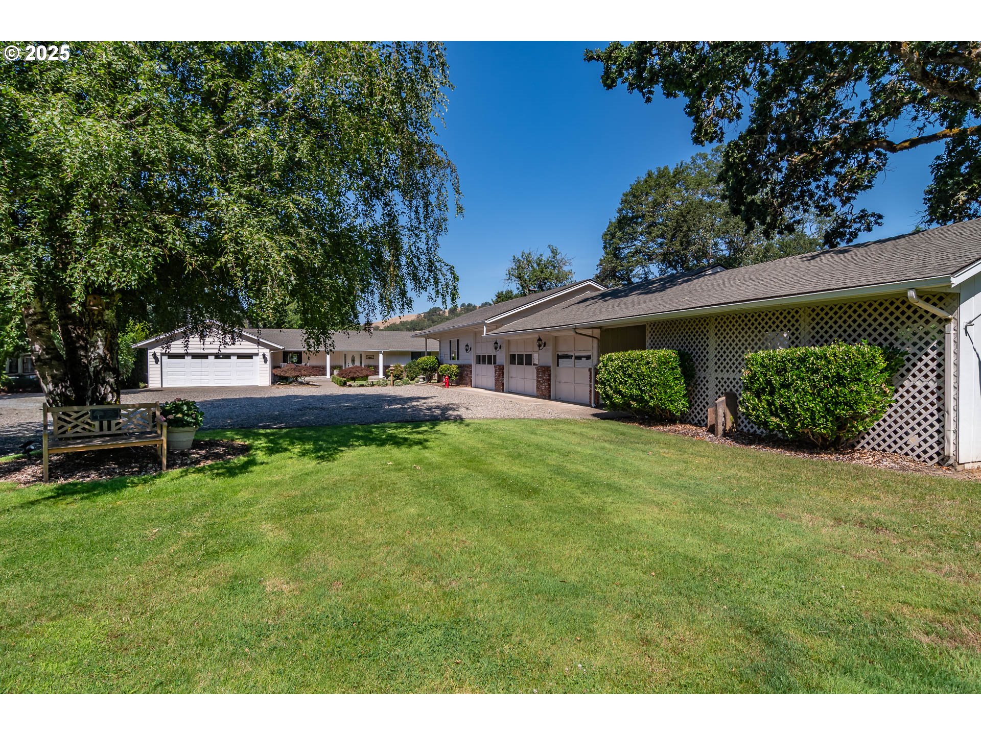 1036 ECHO DR