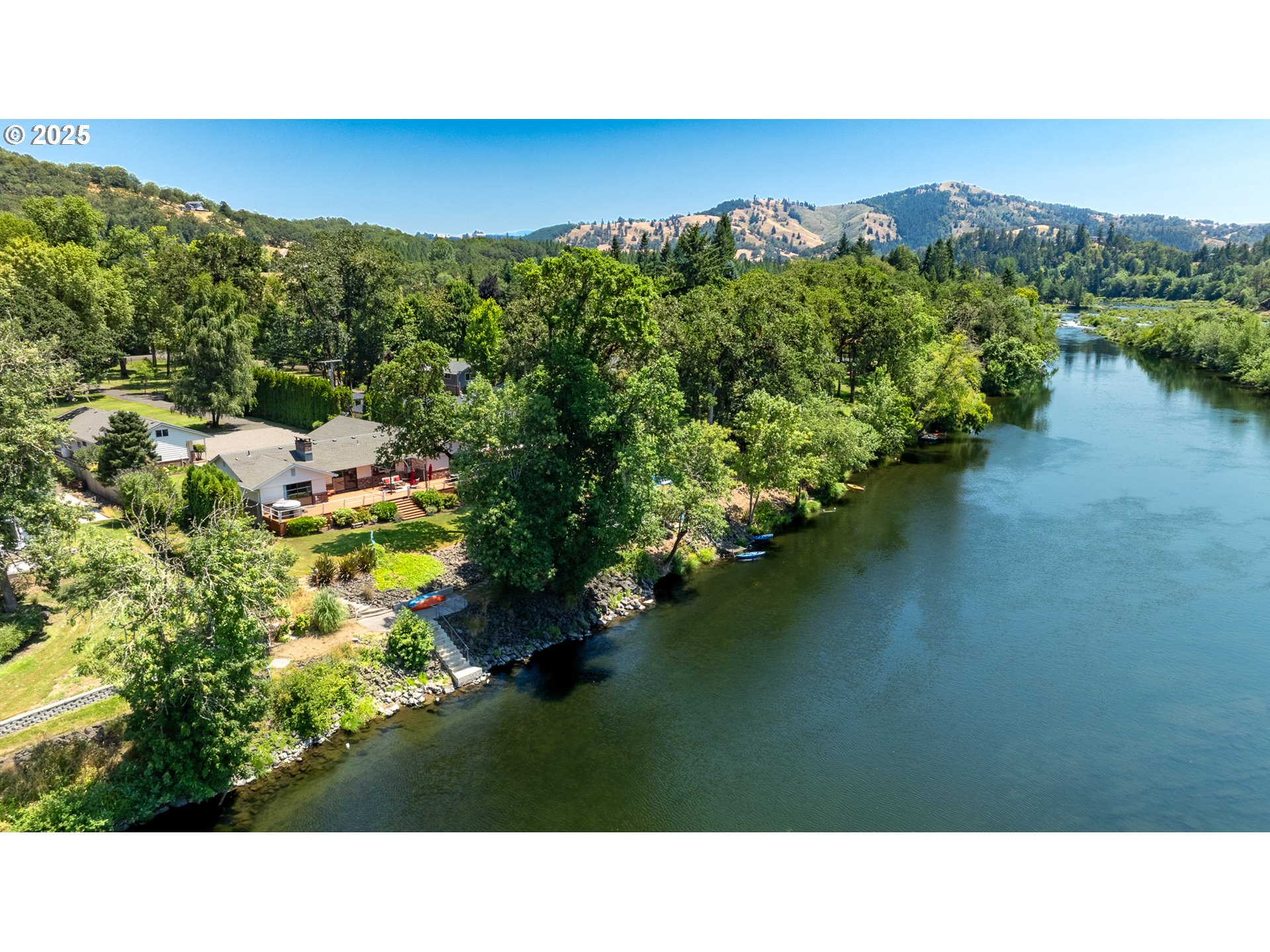 1036 ECHO DR