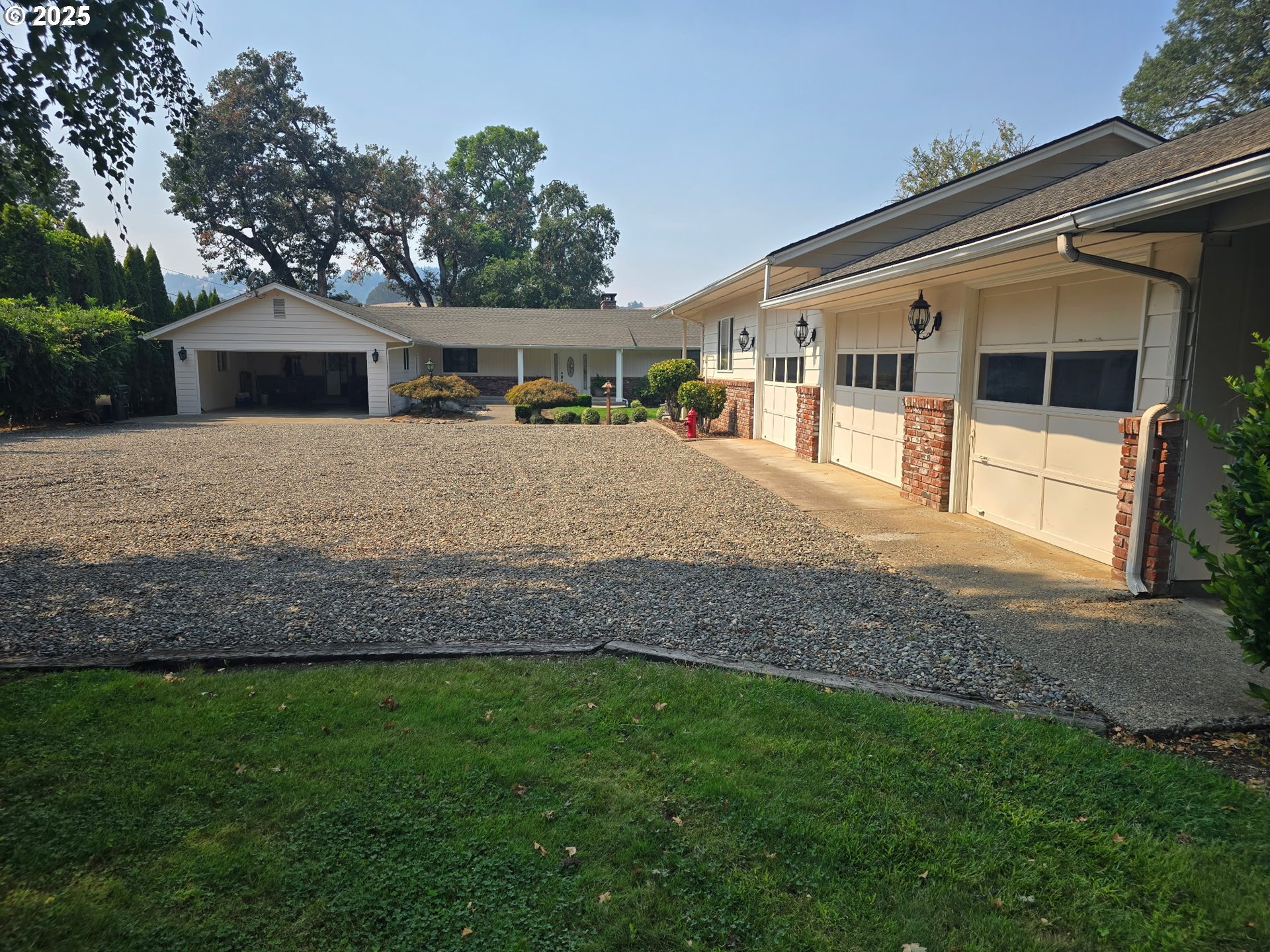 1036 ECHO DR