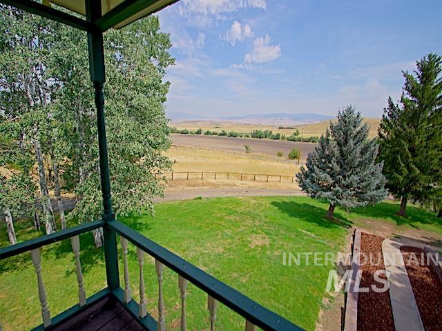 647 Mundy Gulch Road