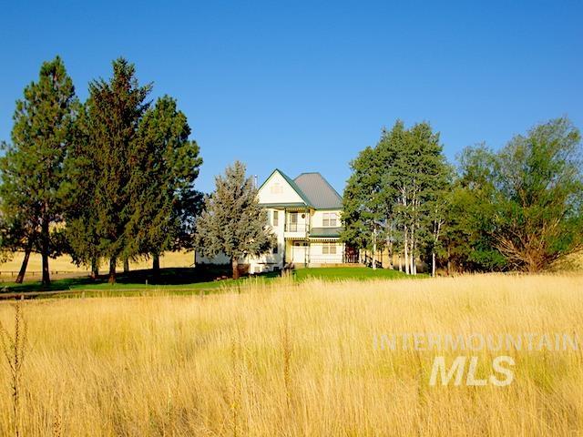 647 Mundy Gulch Road