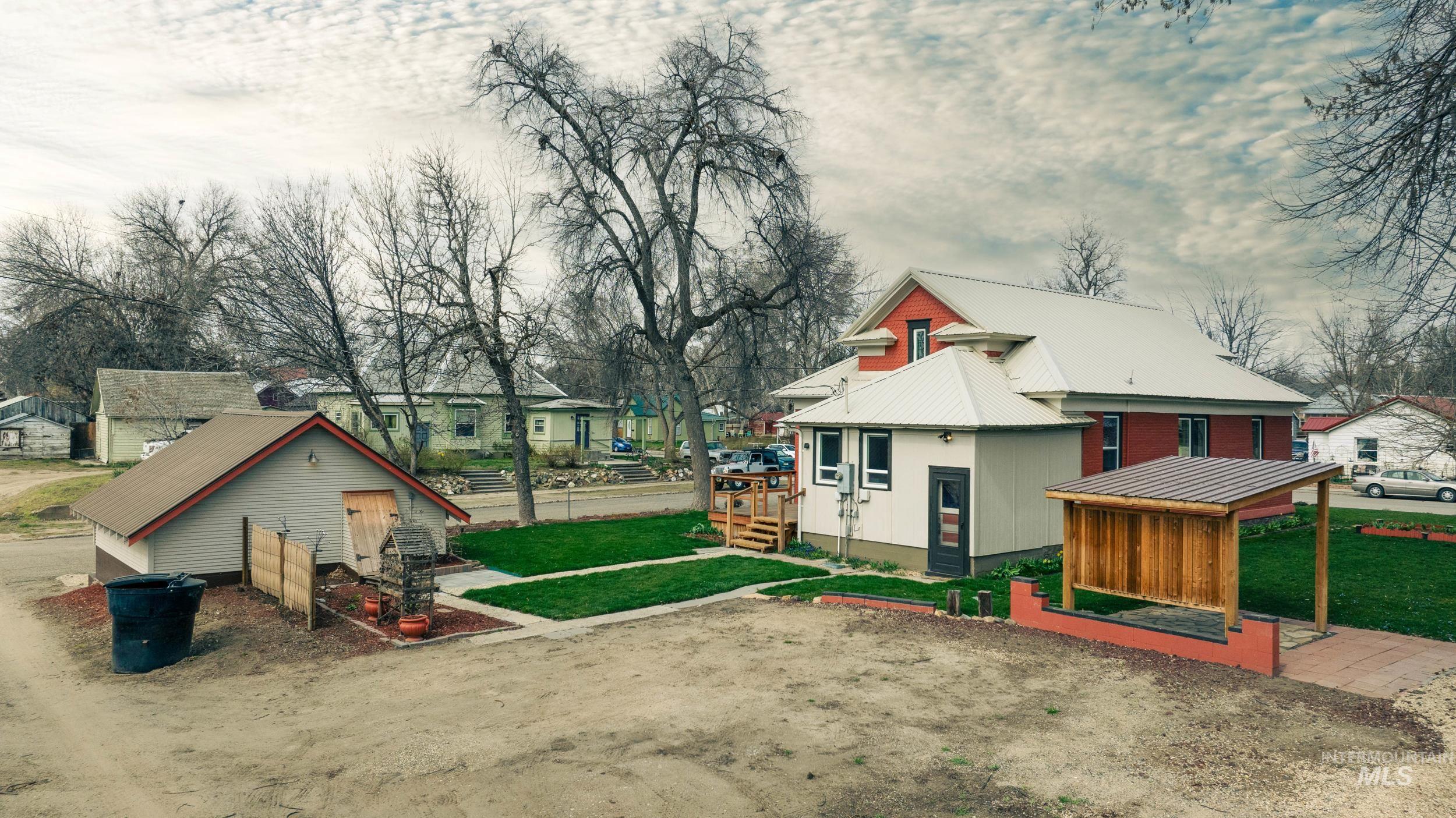 455 W Idaho
