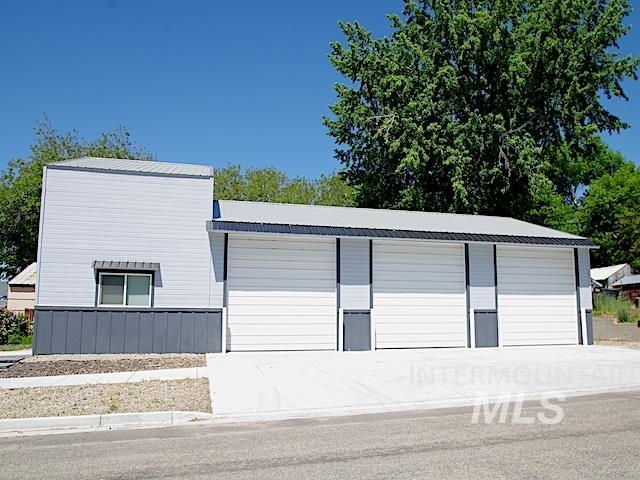 500 W Commercial