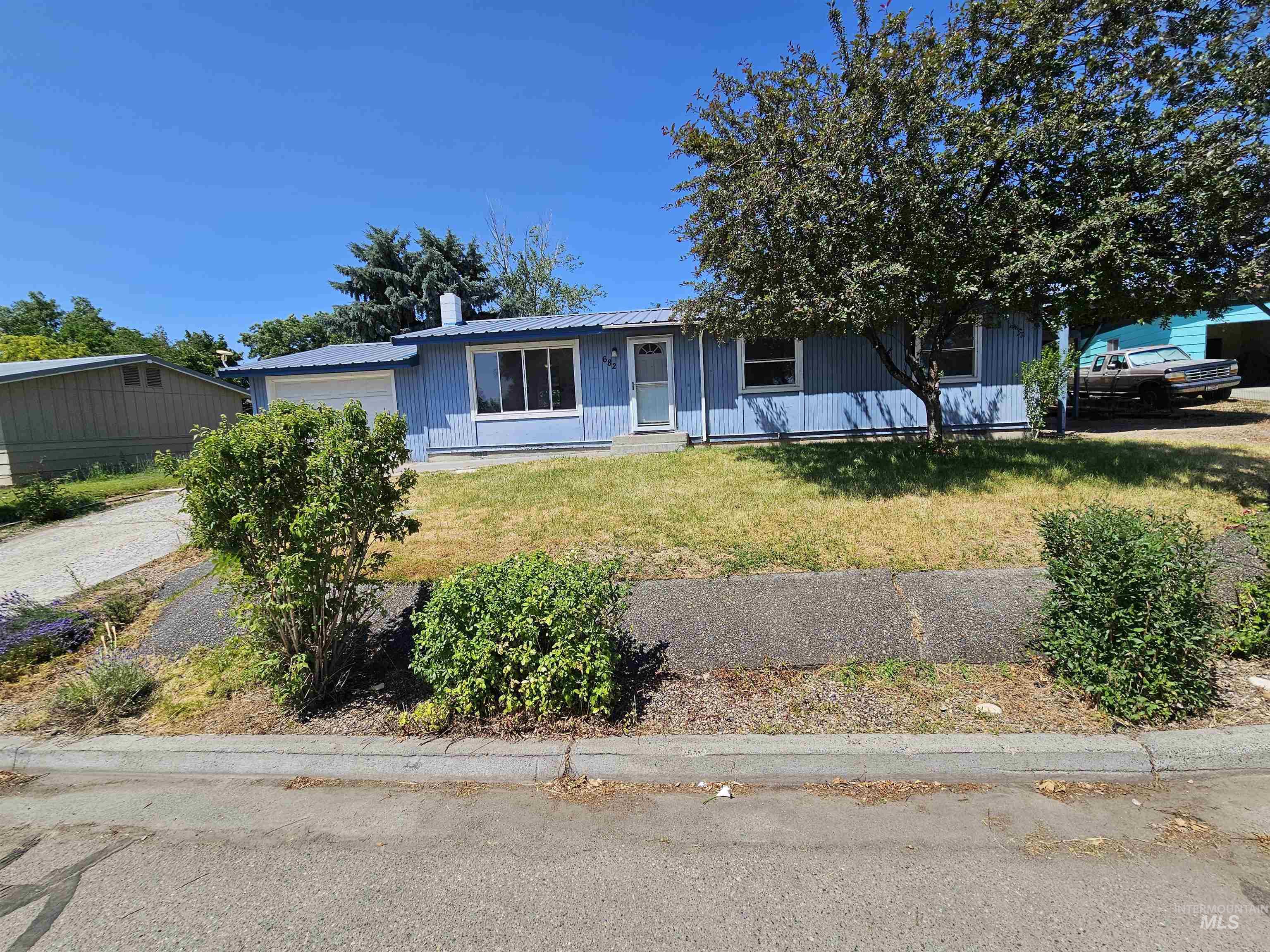 682 Whiting Avenue