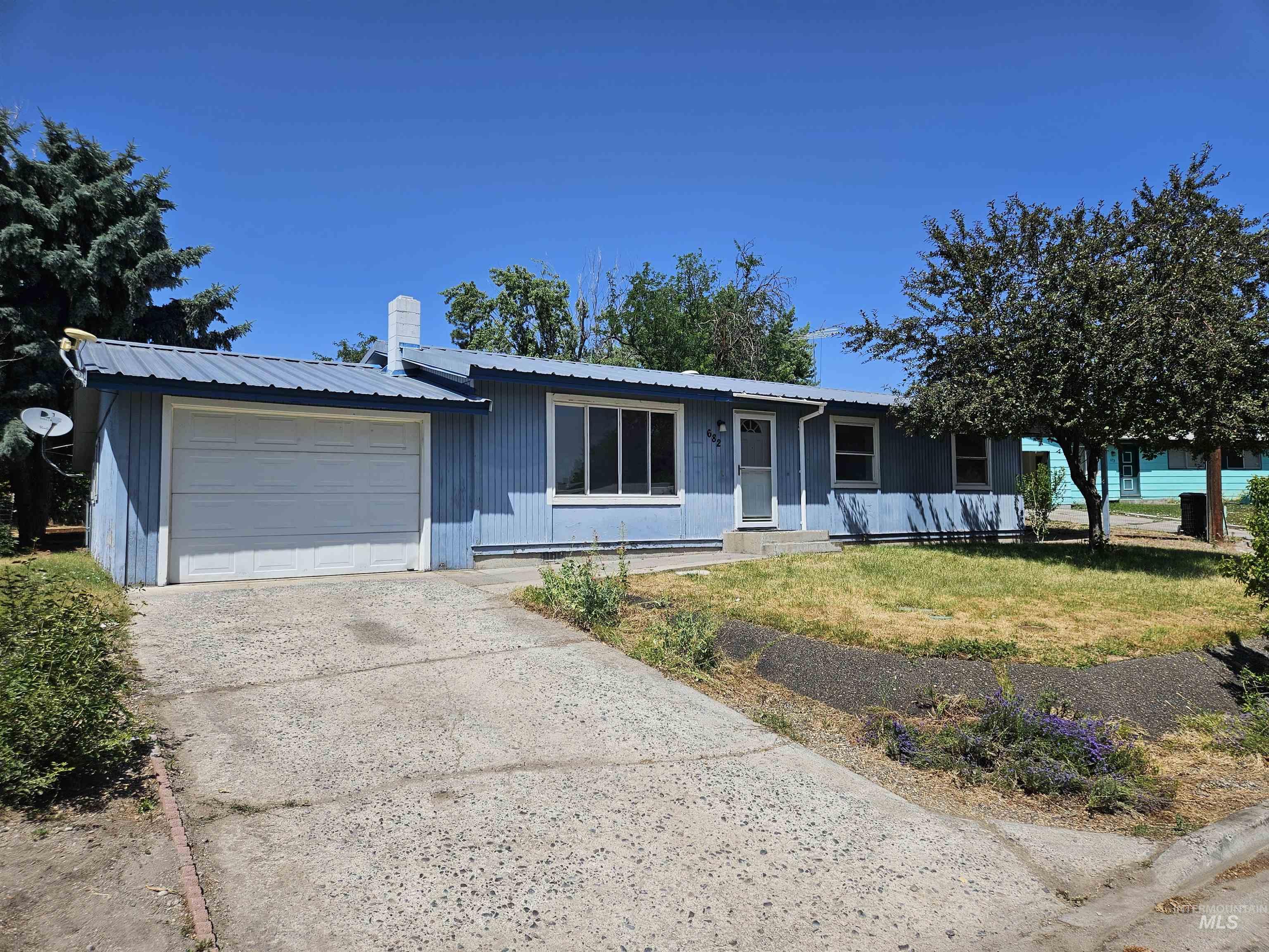 682 Whiting Avenue