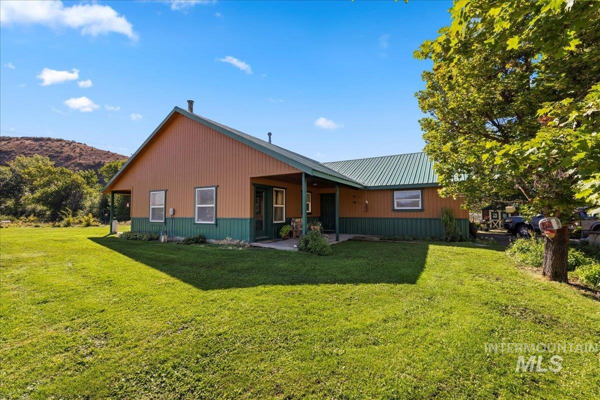 2128 Jackson Creek Road