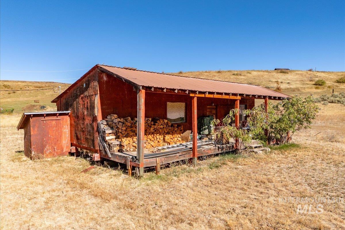 2128 Jackson Creek Road