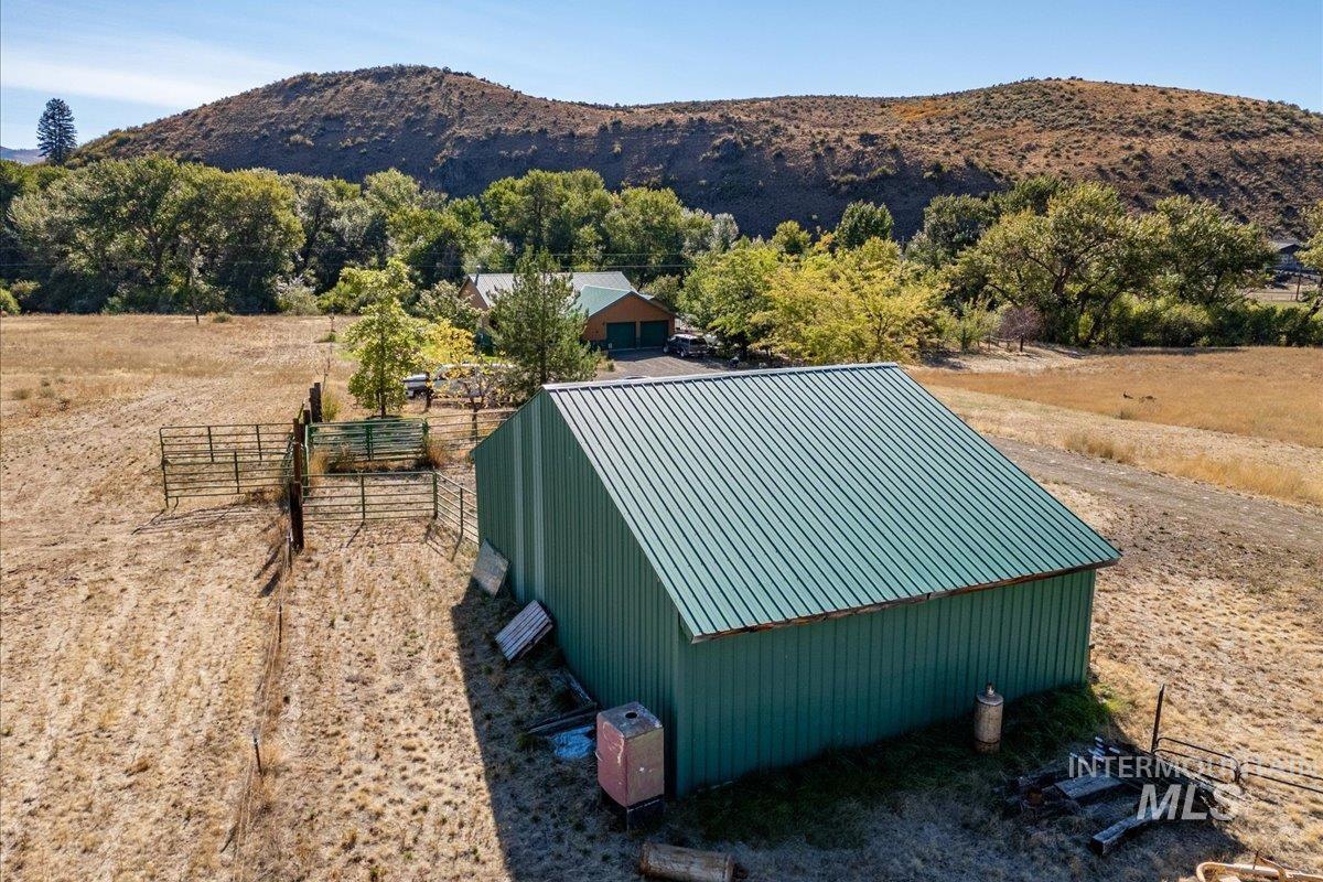 2128 Jackson Creek Road