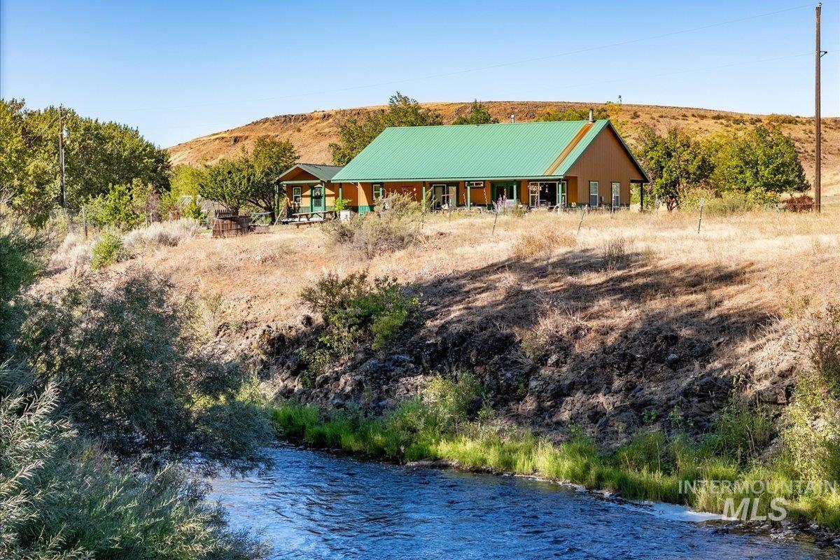 2128 Jackson Creek Road
