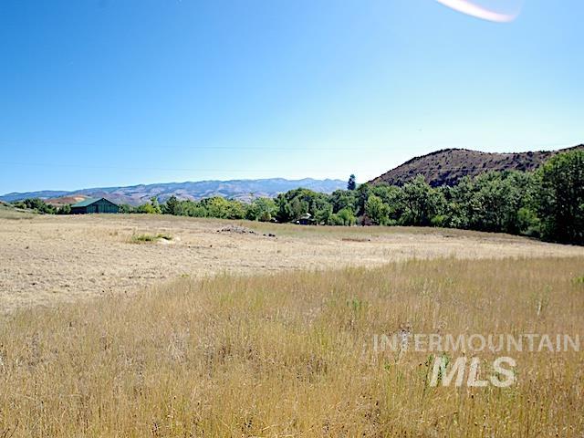 2128 Jackson Creek Road