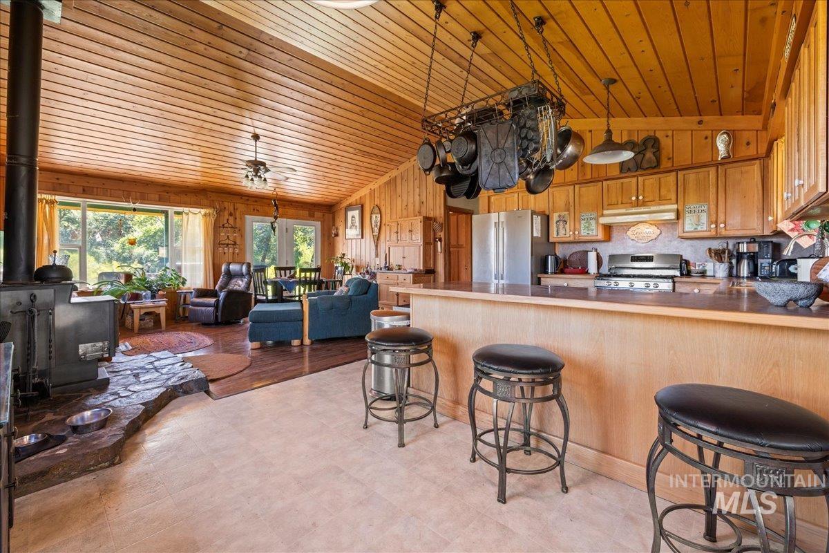 2128 Jackson Creek Road