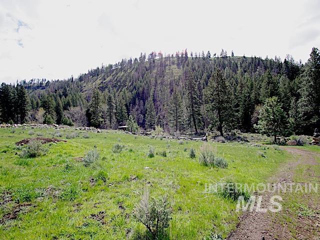 2264 Private Road 1