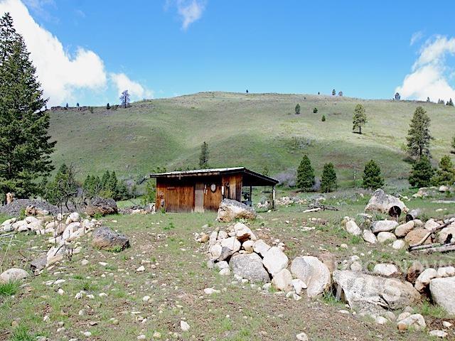 2264 Private Road 1