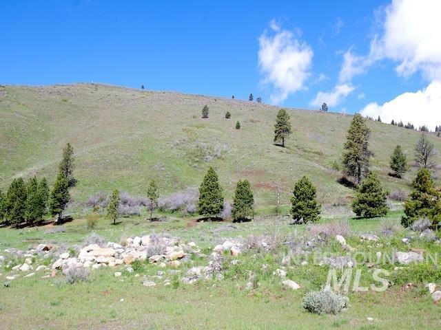 2264 Private Road 1