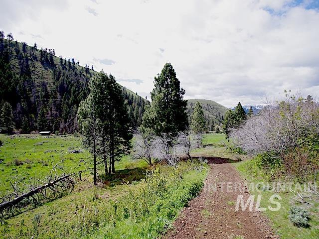 2264 Private Road 1