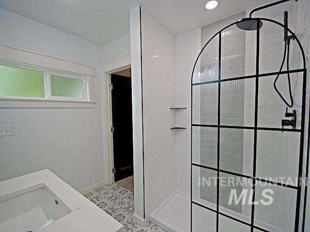914 W 3rd