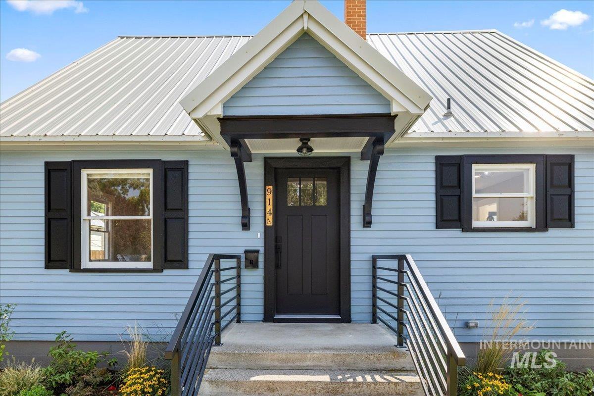 914 W 3rd