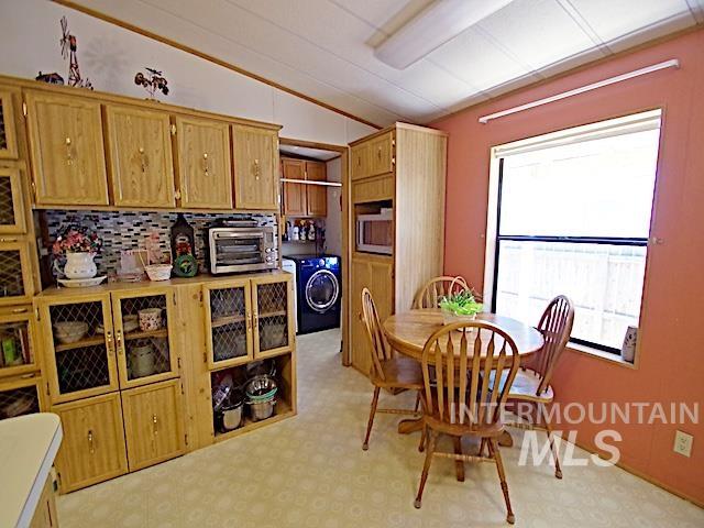 1386 W 3rd Street