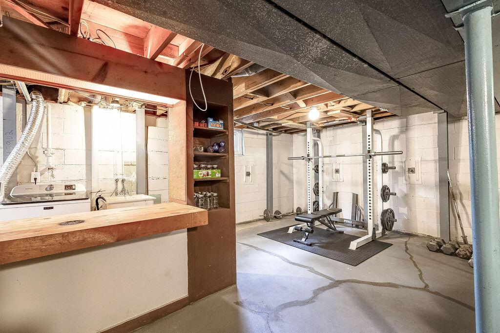 130 Cottswold Drive