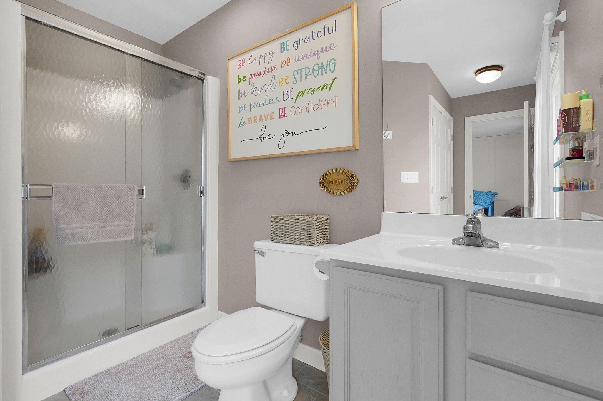 1221 Wedgefield Lane