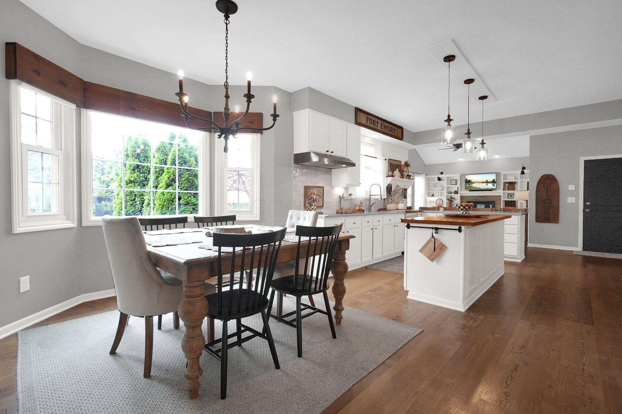 1221 Wedgefield Lane