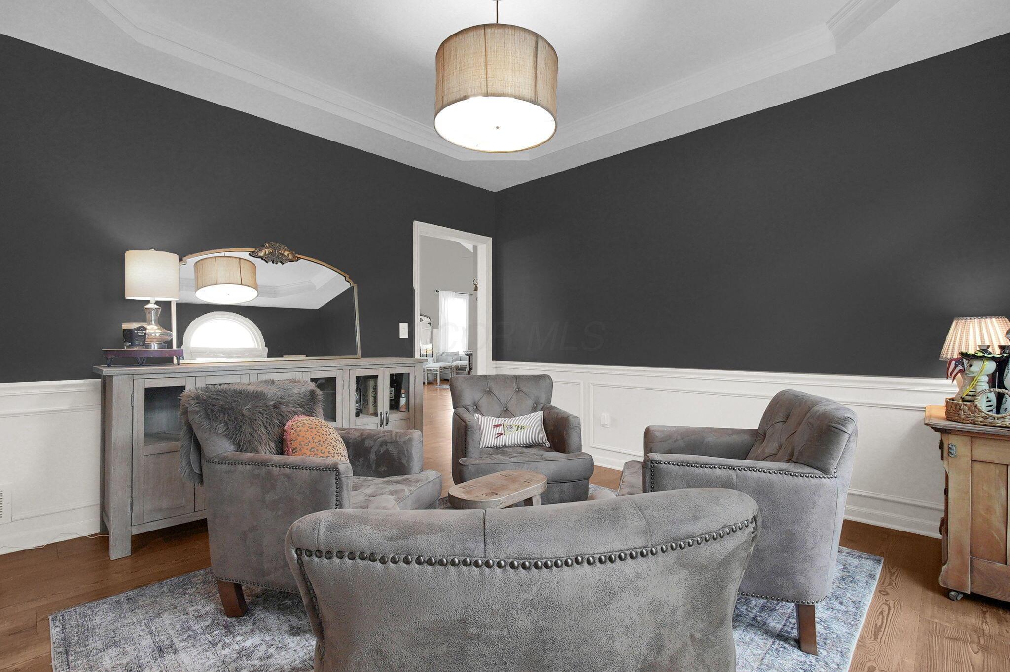 1221 Wedgefield Lane